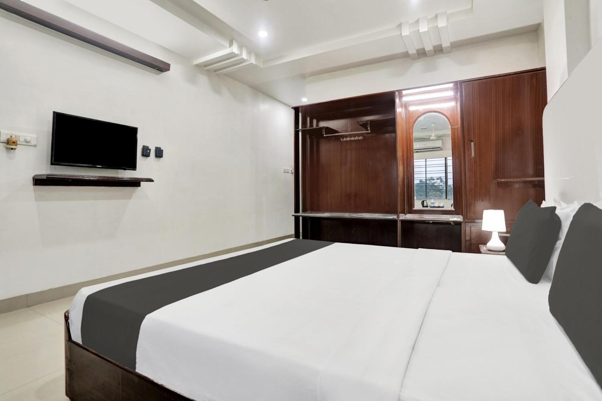 Townhouse Eluru Otel Dış mekan fotoğraf