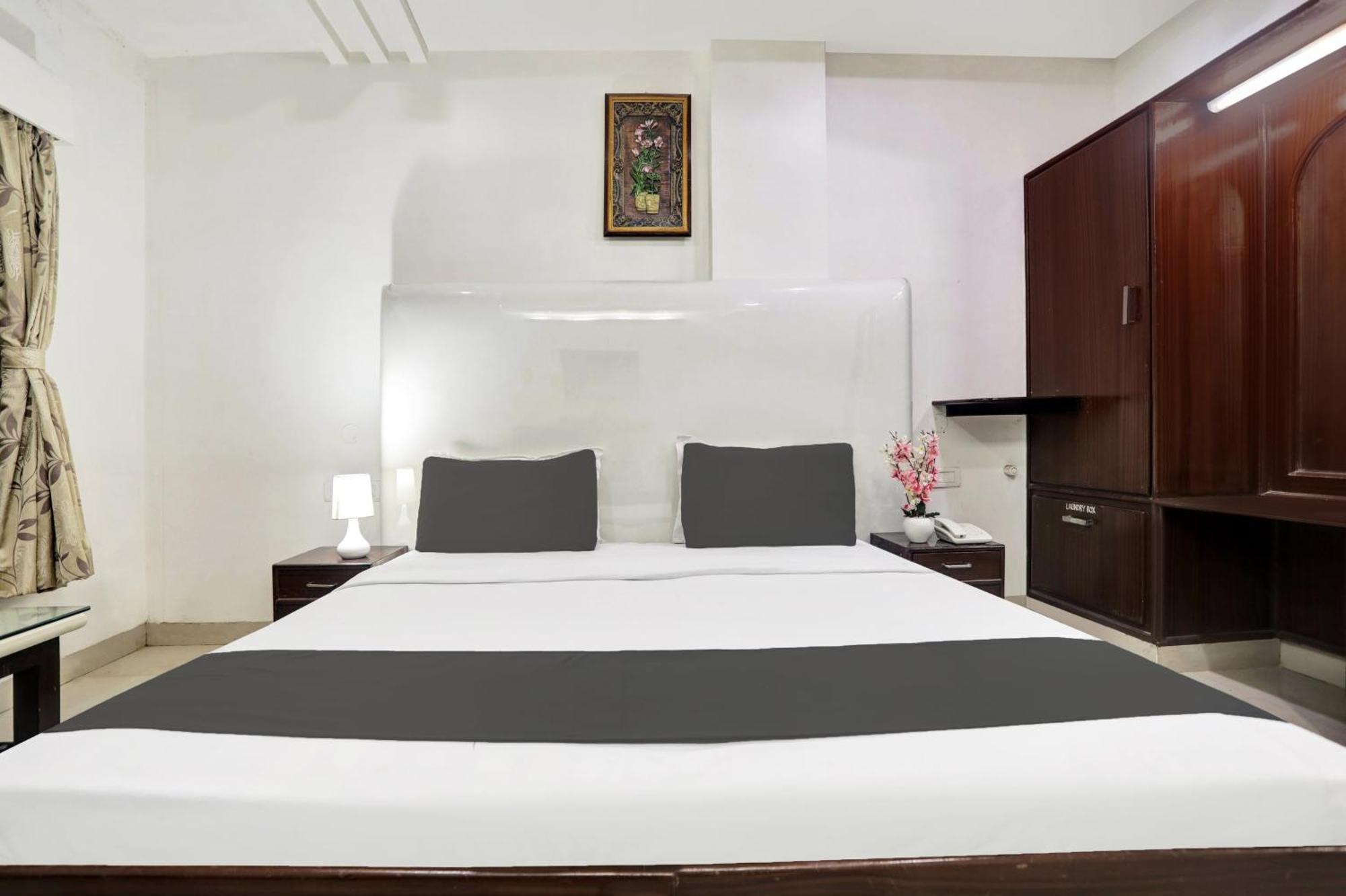 Townhouse Eluru Otel Dış mekan fotoğraf