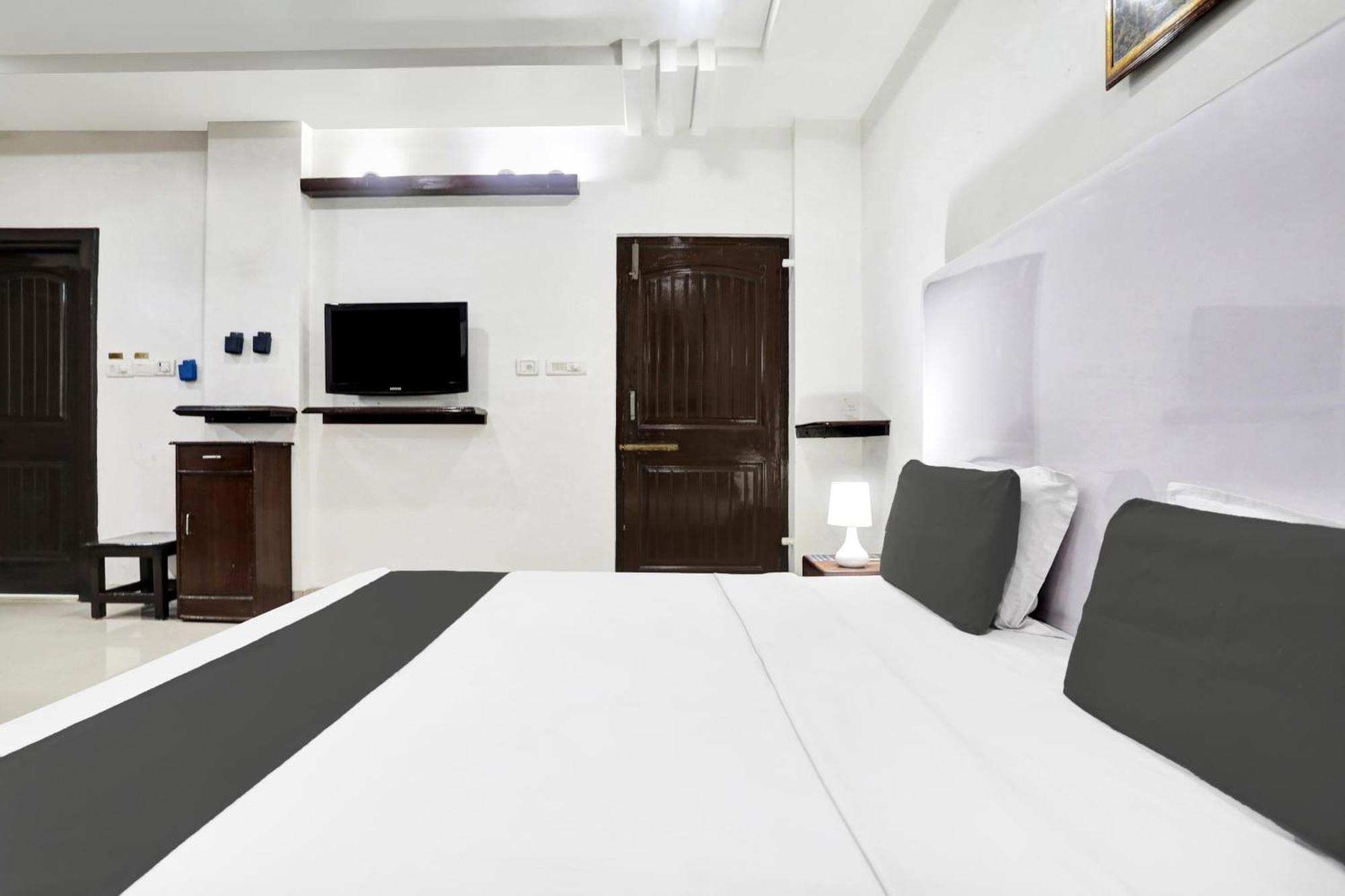Townhouse Eluru Otel Dış mekan fotoğraf